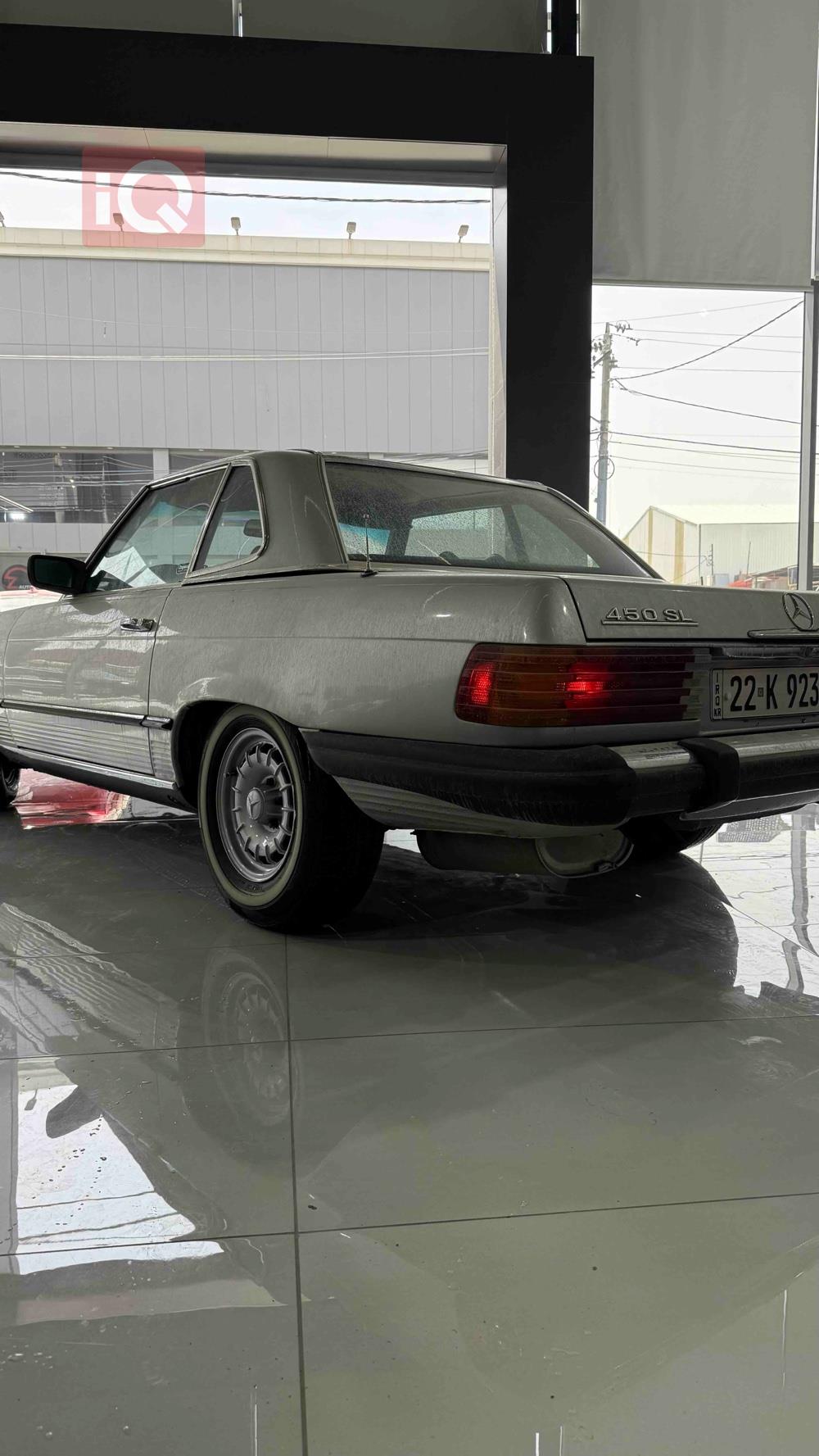 Mercedes-Benz SL-Class